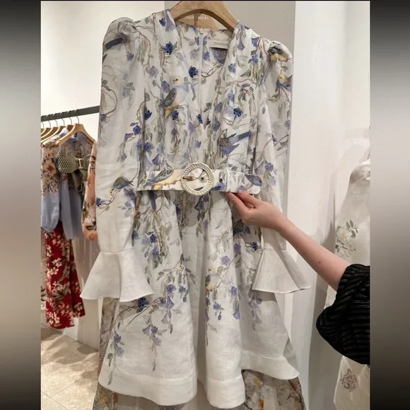 ZIMMERMANN フラワープリントリネンベアオールインワン ZIMMERMANN フラワープリントリネンベアオールインワン